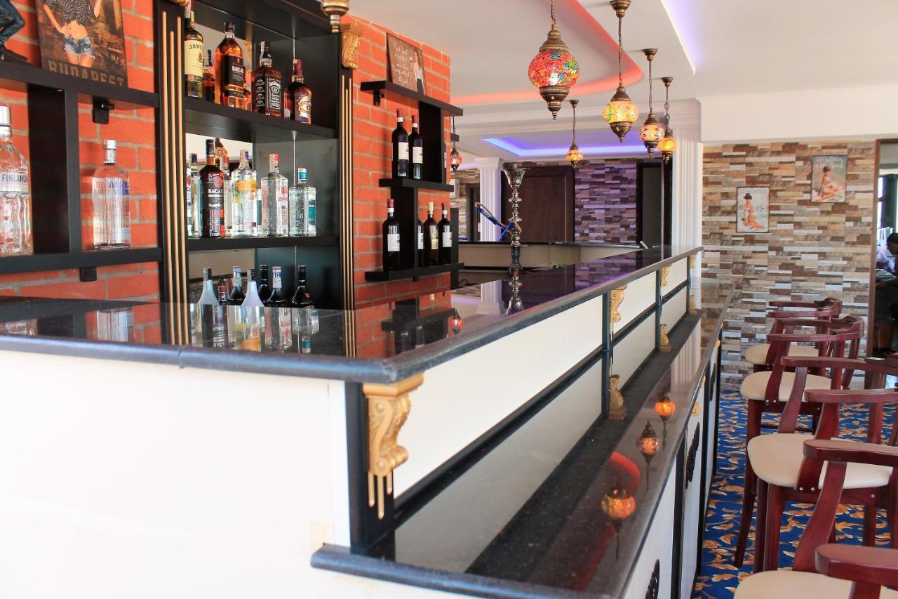 Anadolu Star Hotel & Casino บาทูมิ ภายนอก รูปภาพ